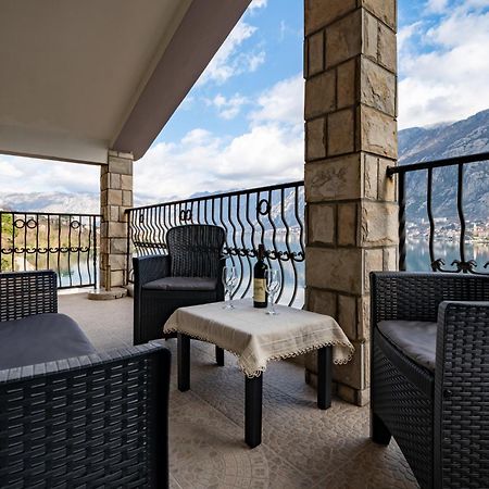 Apartments Vukovic Kotor Ngoại thất bức ảnh
