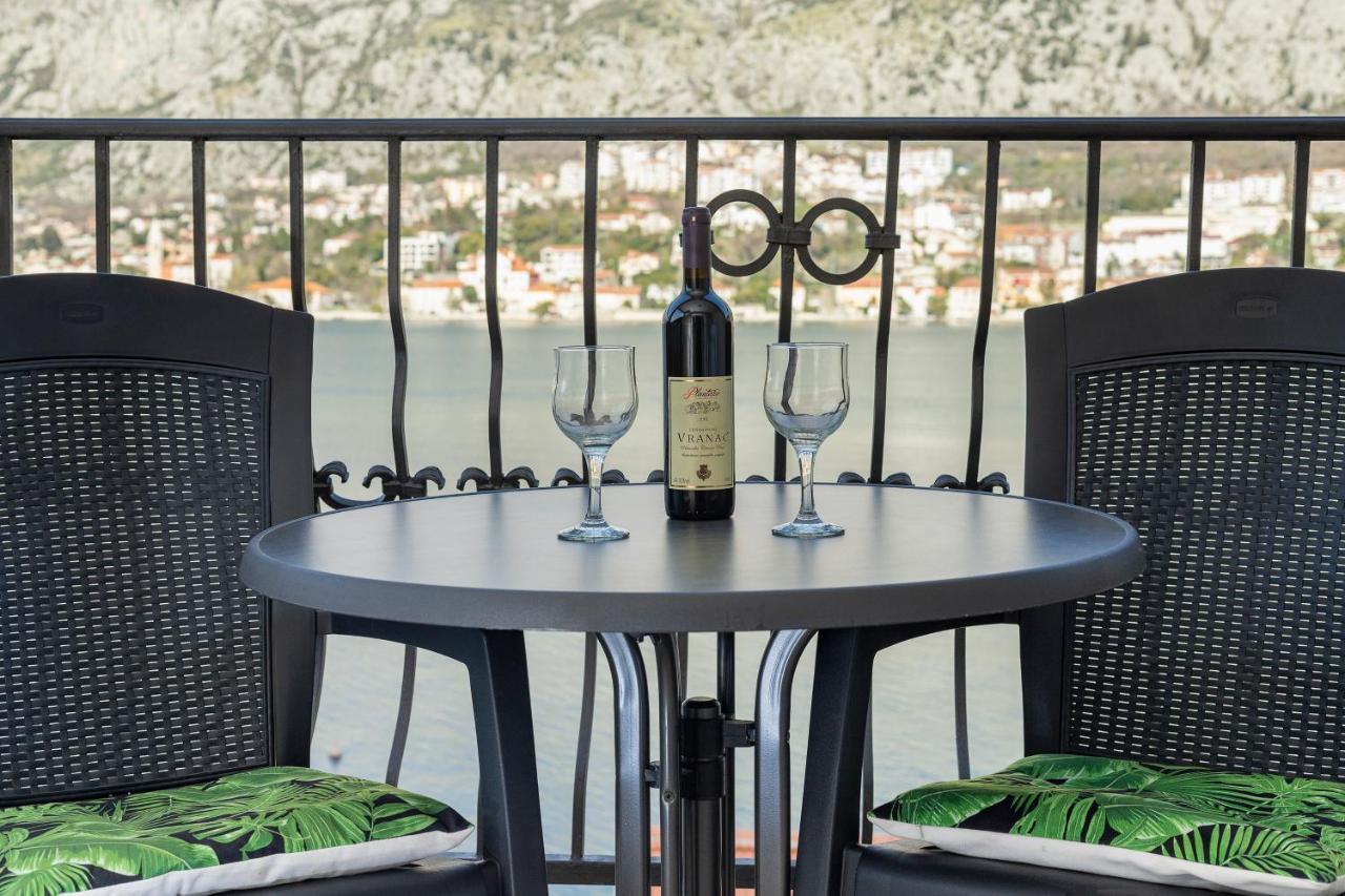 Apartments Vukovic Kotor Ngoại thất bức ảnh