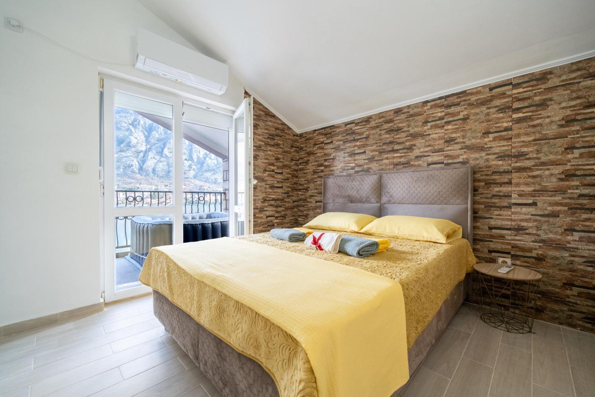 Apartments Vukovic Kotor Ngoại thất bức ảnh