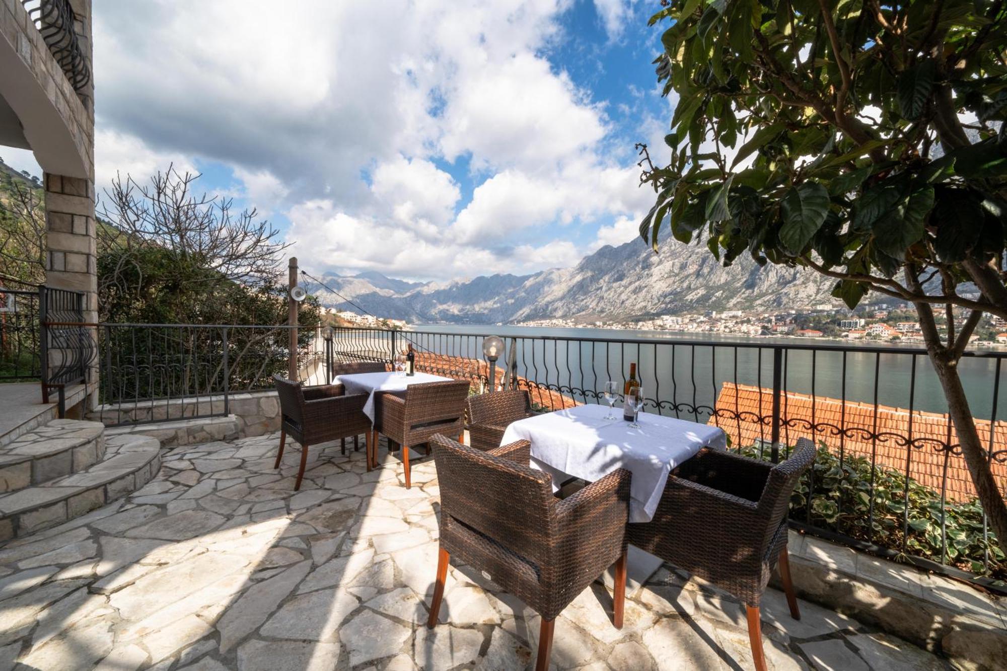 Apartments Vukovic Kotor Ngoại thất bức ảnh