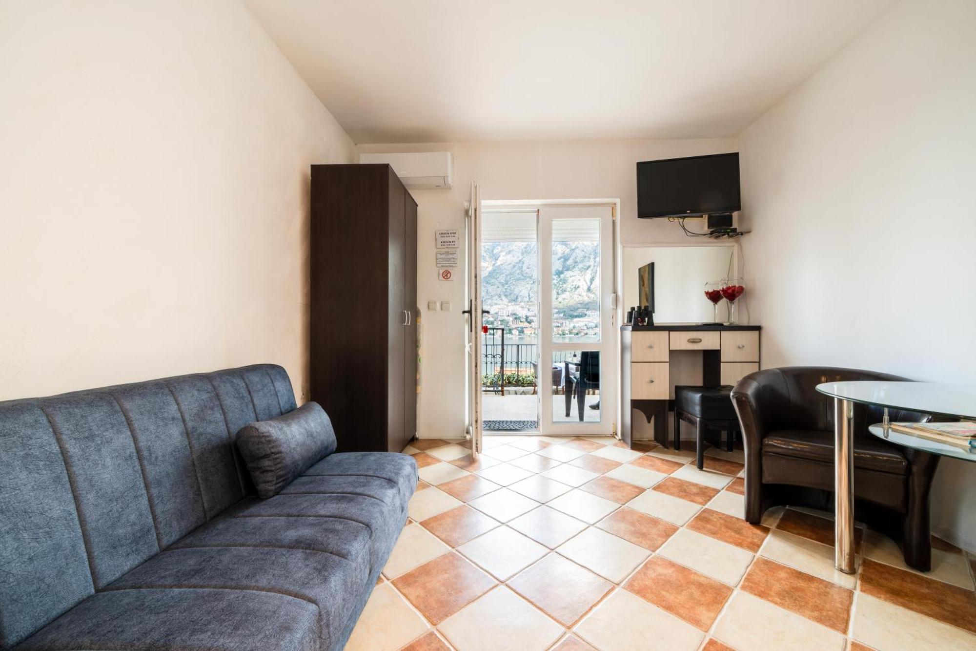 Apartments Vukovic Kotor Ngoại thất bức ảnh